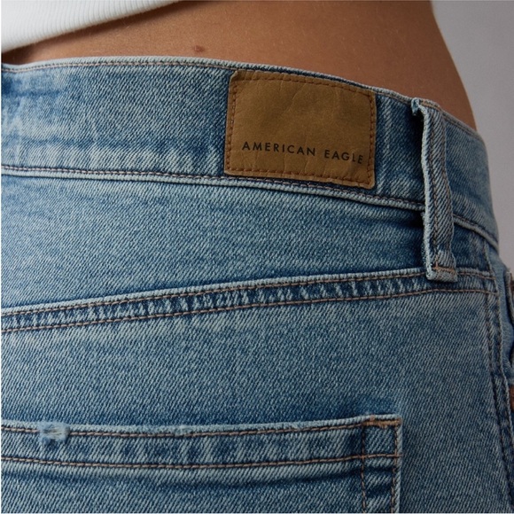 NWT American Eagle Outfitters Low Rise Ex Boyfriend Jeans - Picture 3 of 5